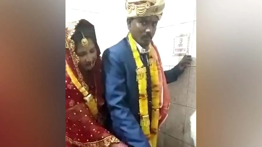 4 બાળકોની મા પ્રેમી સાથે ભાગી તો પતિએ પ્રેમીની પત્ની સાથે કરી લીધા લગ્ન