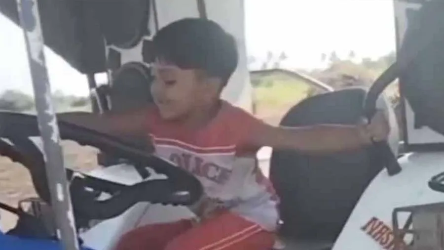 જૂનાગઢમાં રમતા-રમતા બાળકે ઝેરી દવા પીધી, થયું મોત