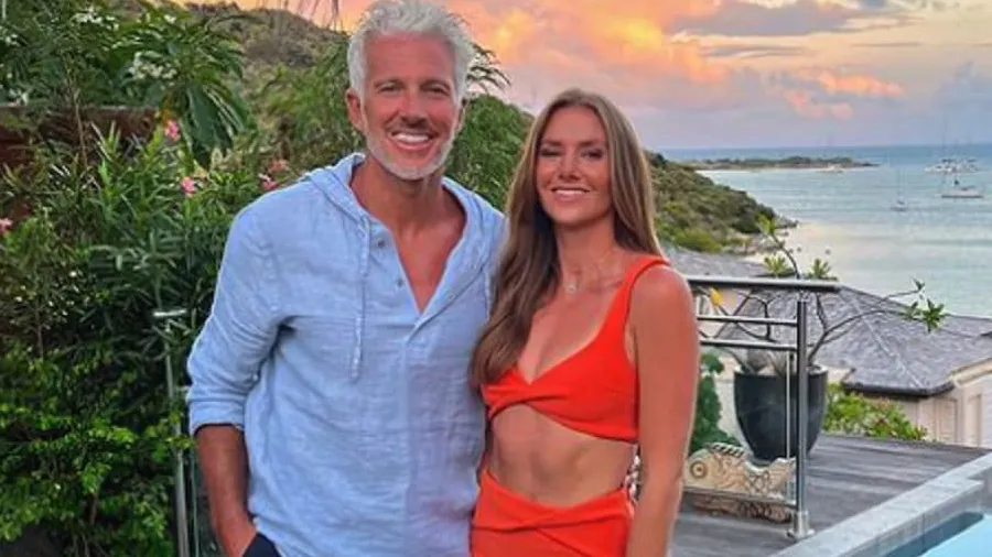 ઉંમર માત્ર એક આંકડો છે, 45 વર્ષના વ્યક્તિના પ્રેમમાં પડી 26 વર્ષની યુવતી