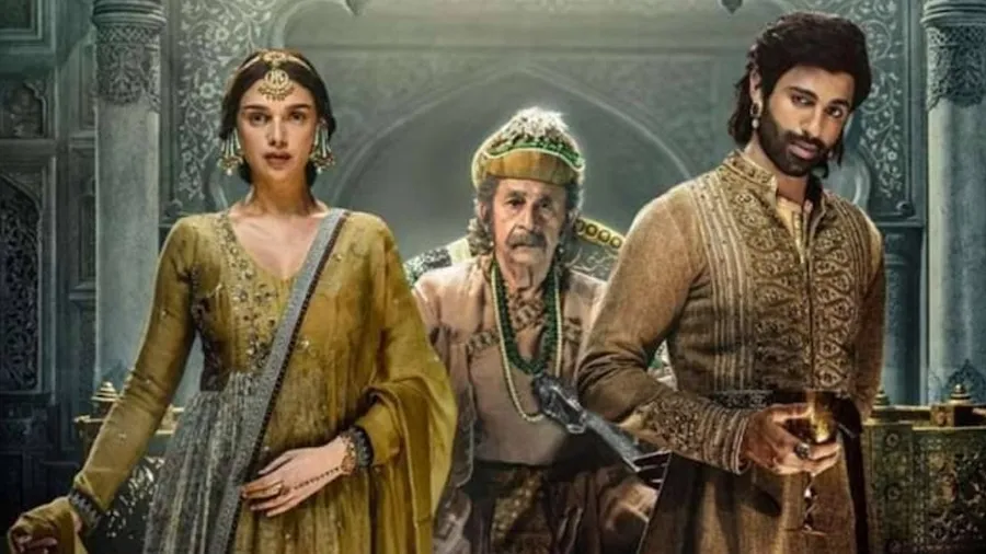 નસીરુદ્દીનની વેબ સીરિઝ 'તાજ' જોતા પહેલા વાંચી લો આ રિવ્યૂ