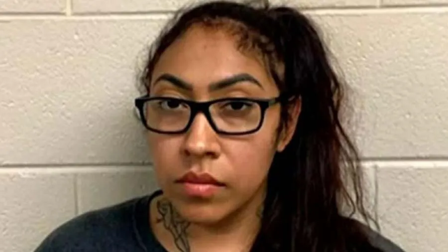 31 વર્ષીય મહિલાએ 13 વર્ષના બાળક સાથે બનાવ્યા સંબંધ, અપરાધ છતા નહીં જશે જેલ