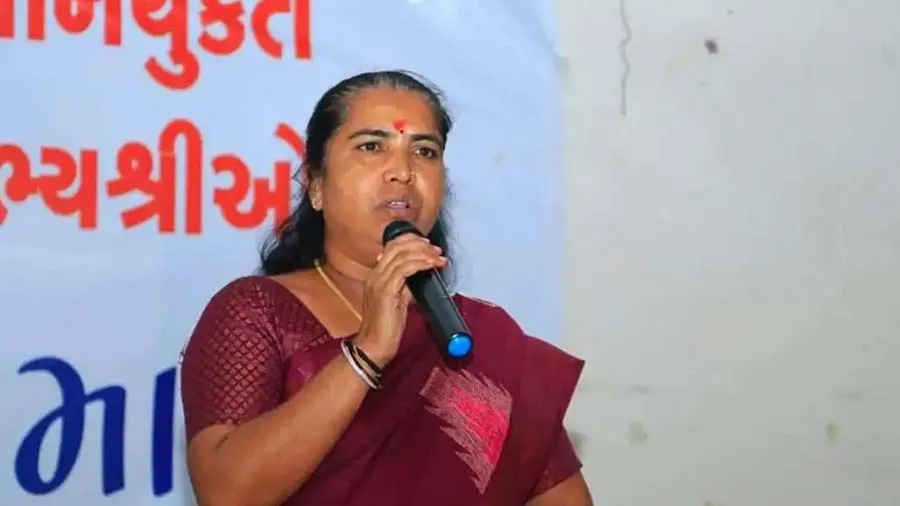 વિધાનસભા-લોકસભામાં મહિલાઓને 33 ટકા અનામત આપો, મહિલાઓને બંદૂક આપોઃ MLA ગેનીબેન