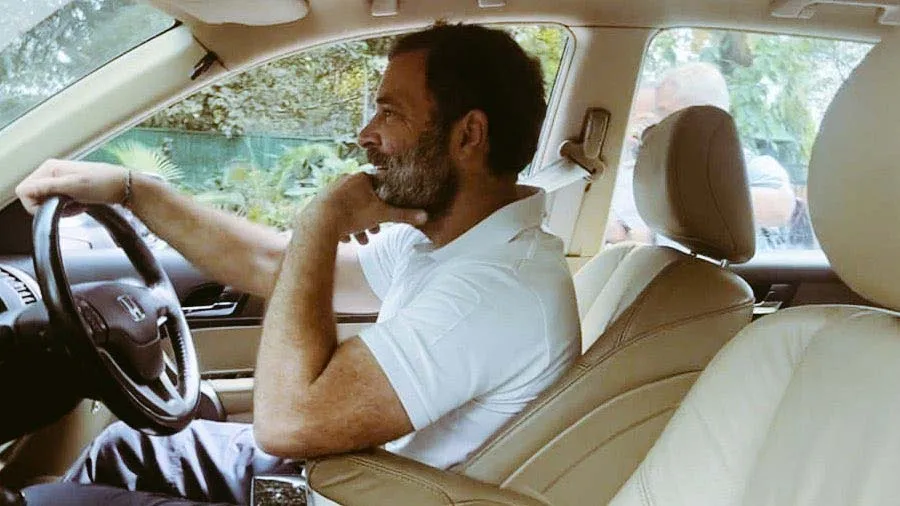 કોંગ્રેસ કહે- 'સાવરકર સમજા હૈ ક્યા, નામ રાહુલ ગાંધી હૈ', રાહુલનો 4 પાનાનો જવાબ