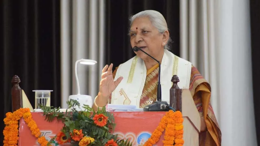 જે ઘરમાં દારૂ પીવાતો હોય ત્યાં દીકરીઓ લગ્નની ના પાડી દે: રાજ્યપાલઆનંદીબેન પટેલ