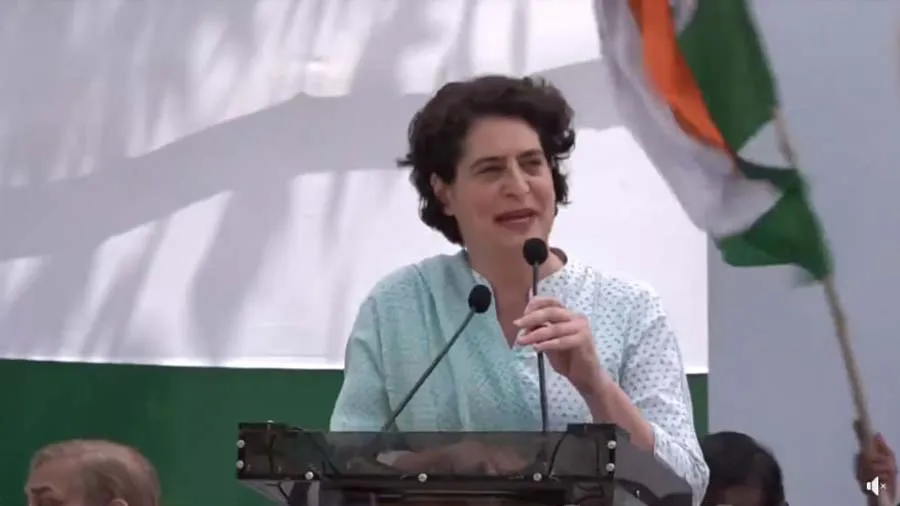 મારા શહિદ પિતાના પુત્રને મીર જાફર કીધો, તમારું સભ્ય પદ રદ કેમ ન થયુ?: પ્રિયંકા