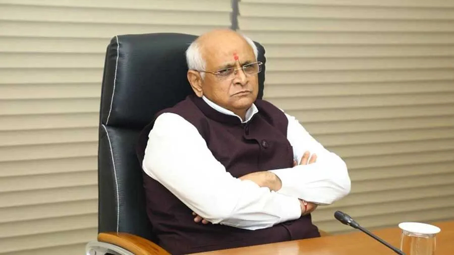 અમરેલી જિલ્લાના આંબલીયાળા ગામમાં અધૂરા કામો પૂરા કરવા મુખ્યમંત્રીને રજૂઆત