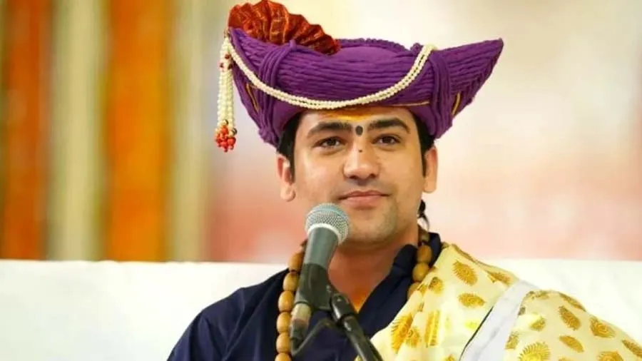 ધીરેન્દ્ર શાસ્ત્રીએ મુસ્લિમ સમાજમાં કથા કહેવાની જાહેરાત કરી, ટોપી વિશે કહ્યું...