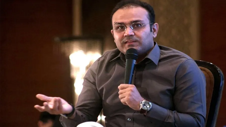 આ ખેલાડી પર ગુસ્સે થયો સેહવાગ, શુભમન ગિલ પાસે શીખવાની સલાહ આપી