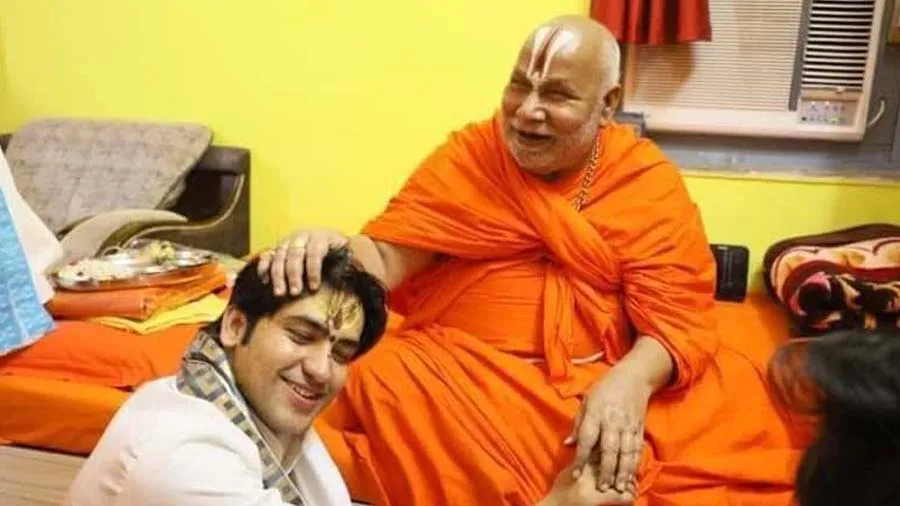 ભારતમાં રહેવા જયશ્રી રામ બોલવું પડશે, વિપક્ષ દેશને વેચવા માગે છેઃ રામભદ્રાચાર્ય