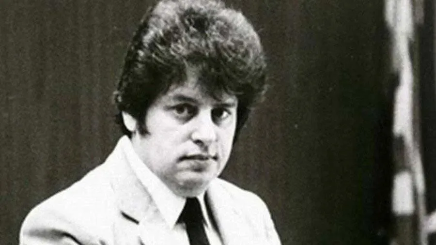 27 રાજ્યો-14 દેશોના જમાઈ! છૂટાછેડા લીધા વગર વ્યક્તિએ 32 વર્ષમાં કર્યા 100 લગ્ન