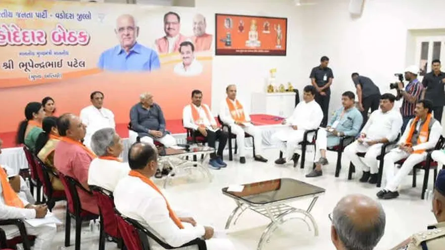 ભાજપની બેઠકમાં પહોંચ્યા ગુજરાતના આ અપક્ષ ધારાસભ્ય, શું ઘરવાપસી થશે?