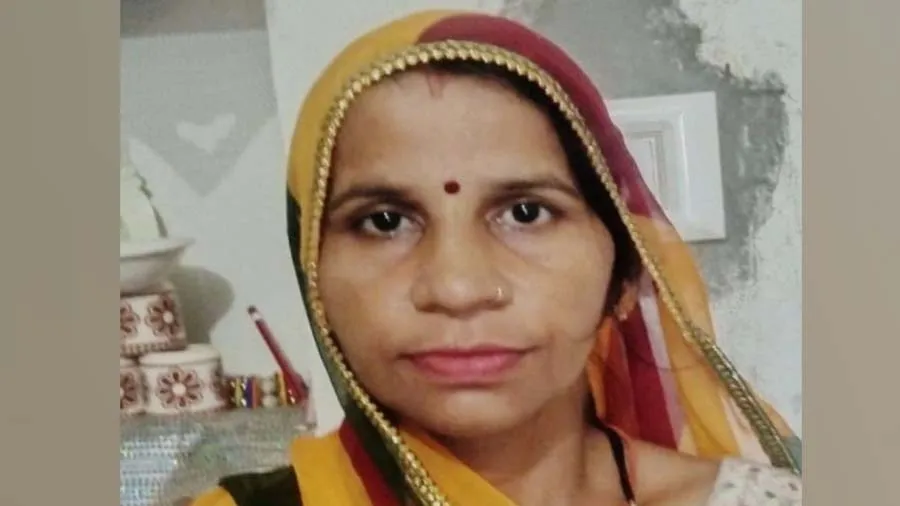 બાળકને જન્મ આપવા હોસ્પિટલ જતી હતી મહિલા, અકસ્માતમાં બાળક-માતાનું મોત, પતિ ગંભીર