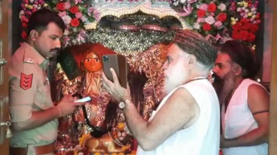 મંદિરને પણ નથી છોડતા, ચામુંડા માતાના મંદિરમાંથી માતાજીના ઘરેણા ચોરી ગયા