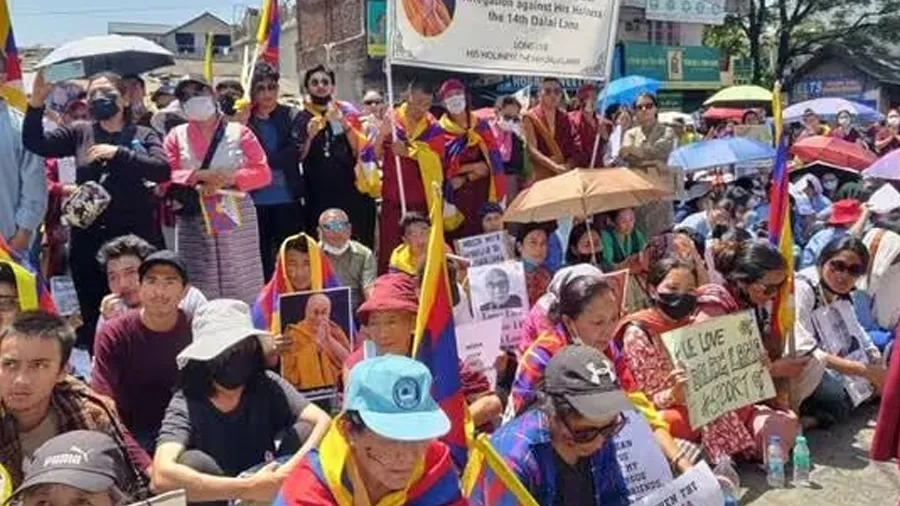 દલાઇ લામાના સમર્થનમાં કેમ લેહ-કારગિલમાં થઈ રહ્યું છે વિરોધ પ્રદર્શન