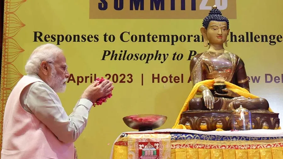 આજની દુનિયા જેનાથી પીડાઇ રહી છે તે તમામ સમસ્યાઓ માટે બુદ્ધે ઉકેલો આપ્યા હતાઃ PM