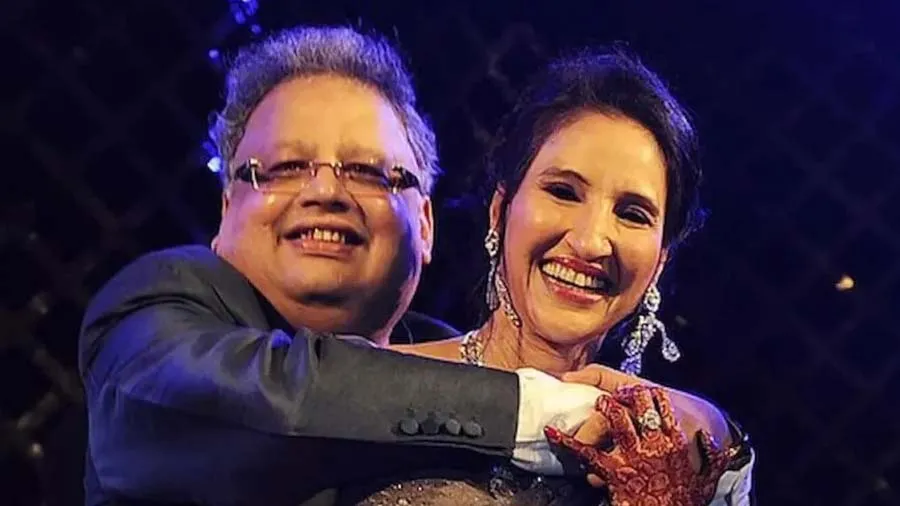 આ શેરમાં એવો ભાવ ઉછળ્યો કે રેખાએ 10 મિનિટમાં 223 કરોડની કમાણી કરી