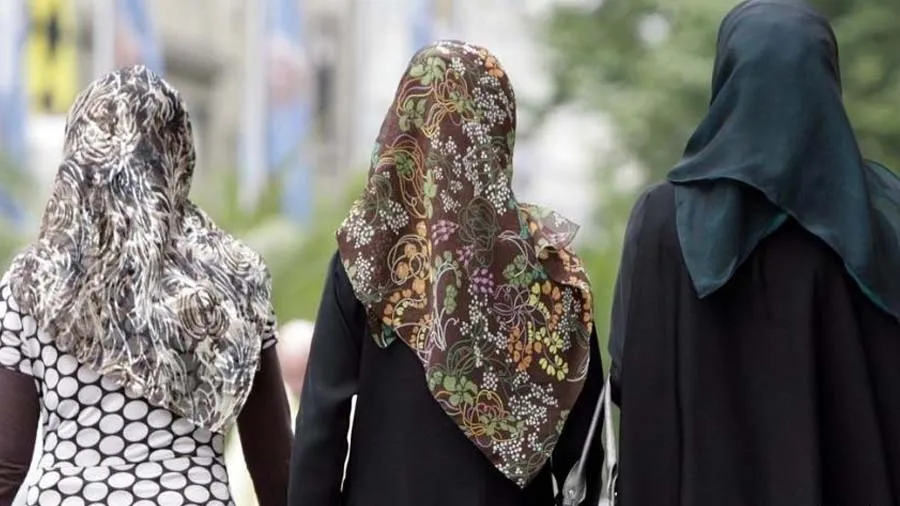 વર્કફોર્સમાં મુસ્લિમ મહિલાઓની સંખ્યા ઘટી, શું નોકરી આપવામાં ભેદભાવ થાય છે?