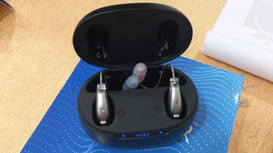 બહેરાશનું એવું મશીન જેનાથી ગીતો સાંભળો, મોબાઇલ પર વાત કરો, ગુજરાતમાં બન્યું છે