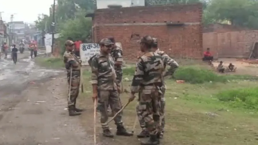 લગ્નમાં ગરમ પૂરી ન મળતા કરી દીધો હોબાળો, ખૂબ ચાલ્યા પથ્થર અને હથિયાર, એકની ધરપકડ