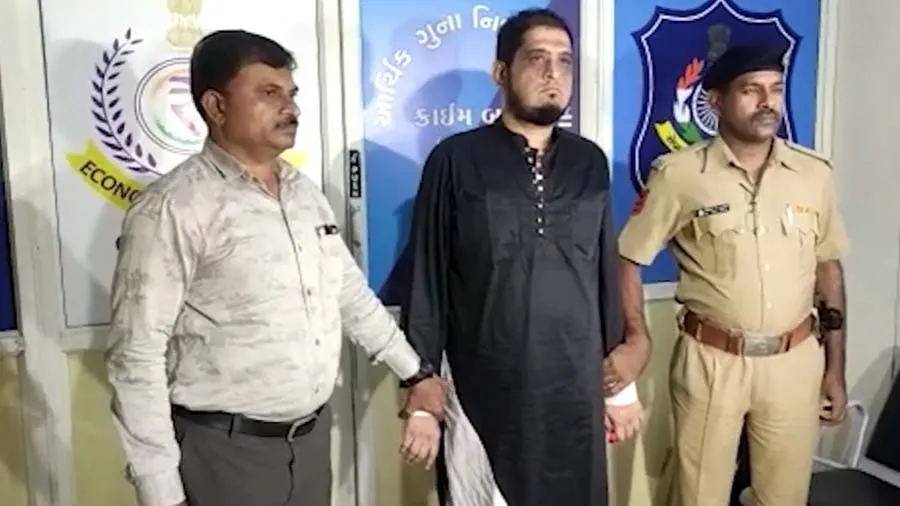 2700 કરોડની GST ચોરીનો ખુલાસો, સુરત પોલીસની પકડમાં આવ્યો માસ્ટરમાઈન્ડ