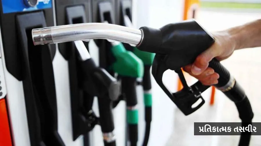 એક લીટર પેટ્રોલ પર 19.90 રૂપિયા કમાઈ છે મોદી સરકાર, જાણો તમે કેટલો આપો છો ટેક્સ