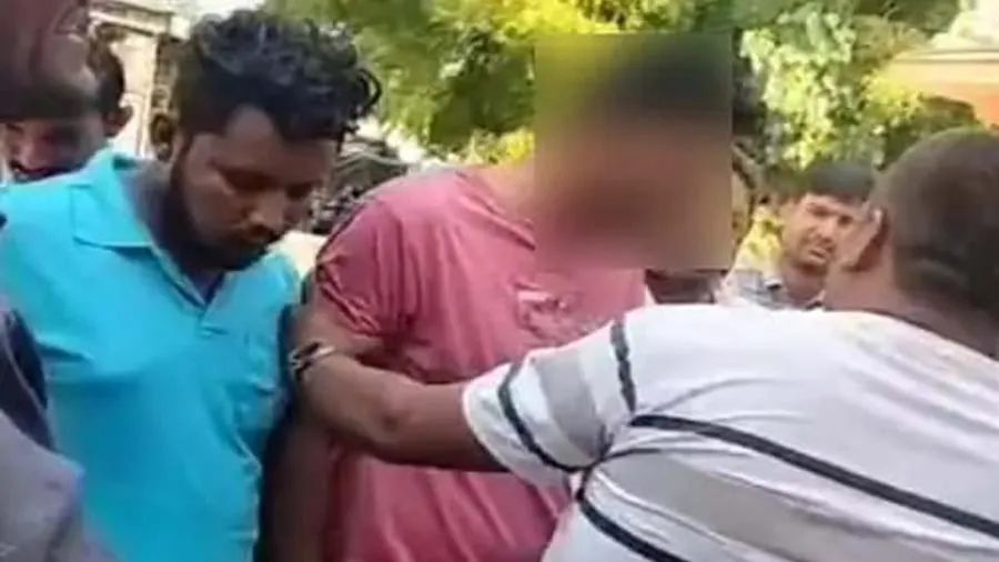 મંદિરે દર્શન કરવા ગયેલા દલિતને માર્યો, કહ્યુ- મહાદેવના મંદિરને ફરી રંગાવવું પડશે