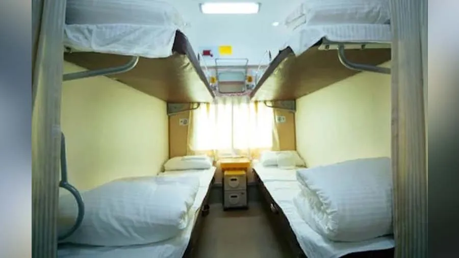 ચોર યાત્રિઓથી રેલવે પરેશાન, લોકો 55 લાખના ચાદર, તકિયા ચોરી ગયા, જાણો શું થાય સજા