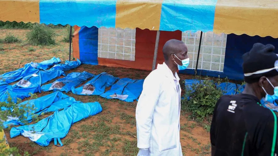 ભૂખા રહેશો તો જીજસ સાથે મુલાકાત થશે, એક પછી એક કબરમાંથી શવ નીકળી રહ્યા છે