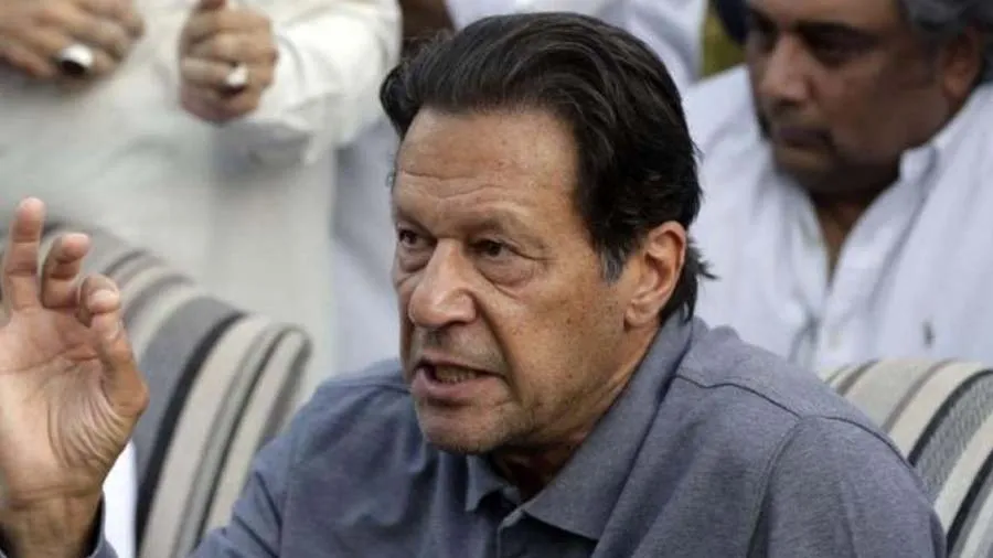 પોલીસનો દાવો- ઇમરાનના ઘરમાં સંતાયા છે 30-40 આતંકવાદી, મકાનને ઘેર્યું