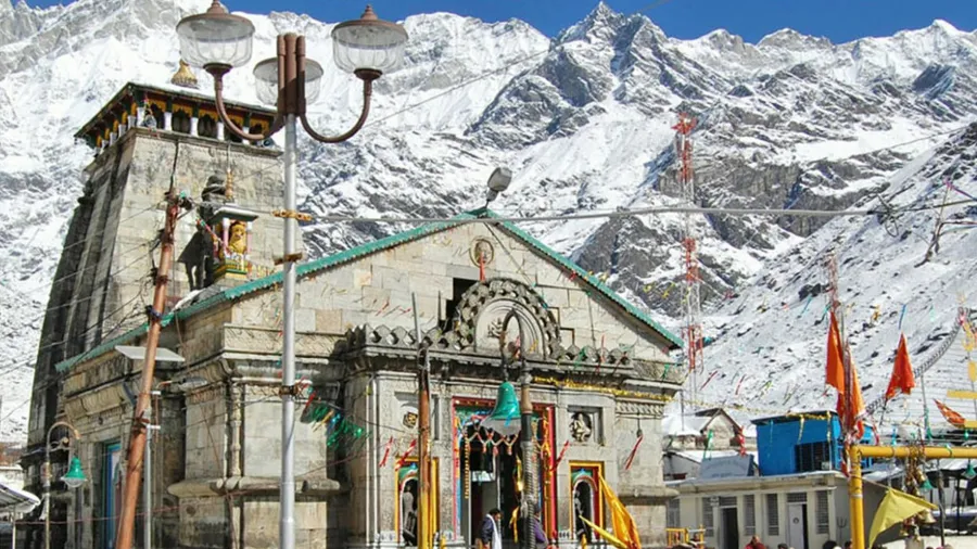 ચારધામ યાત્રાને લઈને વૈજ્ઞાનિકોએ ચેતાવ્યા, જણાવ્યું કેમ તૂટી રહ્યા છે પર્વત