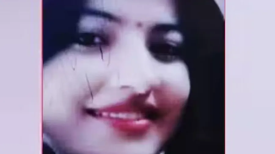 પતિ જેલમાં હતો,  ટીચર પત્નીને થઈ ગયો પ્રોફેસર સાથે પ્રેમ, પણ ત્રીજા આશિકે...