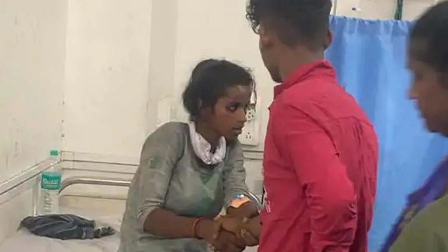 6 મહિના પહેલા યુવતીને કૂતરું કરડેલું, ડૉક્ટરની જગ્યાએ ભૂવા પાસે લઈ ગયા અને મોત