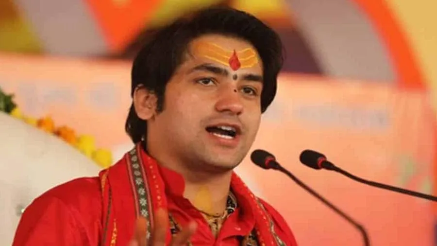 ધીરેન્દ્ર શાસ્ત્રી બોલ્યા- સામે આવો તો એટલું જ પૂછજો જેટલું સાંભળી શકો, પછી..