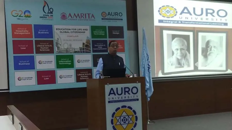 શનિવારે ઓરો યુનિવર્સિટીમાં કોન્કલેવ