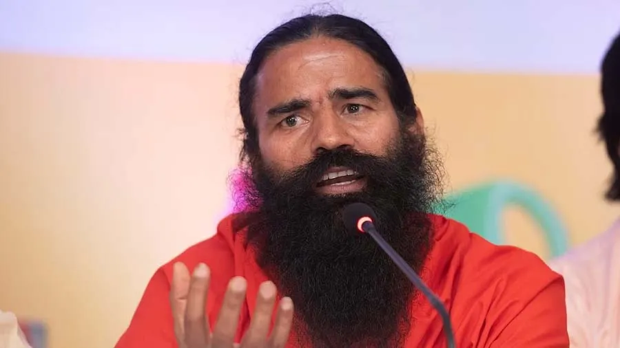 બાબા રામદેવે ભાજપના આ સાંસદની તાત્કાલીક ધરપકડ કરવાની માગ કરી