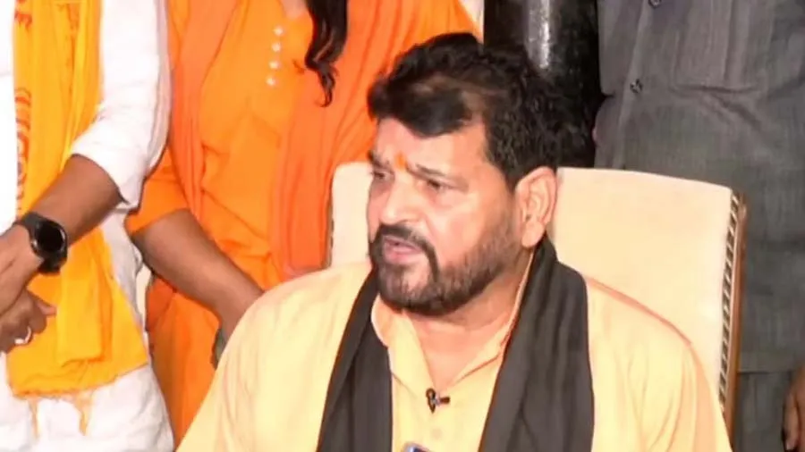 યોગી બાબાએ બાહુબલી બ્રજભૂષણની હવા કાઢી નાંખી, 5 જૂને રેલી કાઢવી હતી પણ...