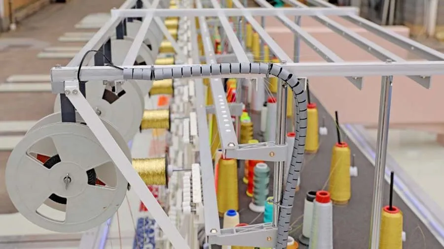 ફાલ્કન એમ્બ્રોઇડરી મશીનમાં છે આર્ટિફિશિયલ ઇન્ટેલિજન્સ