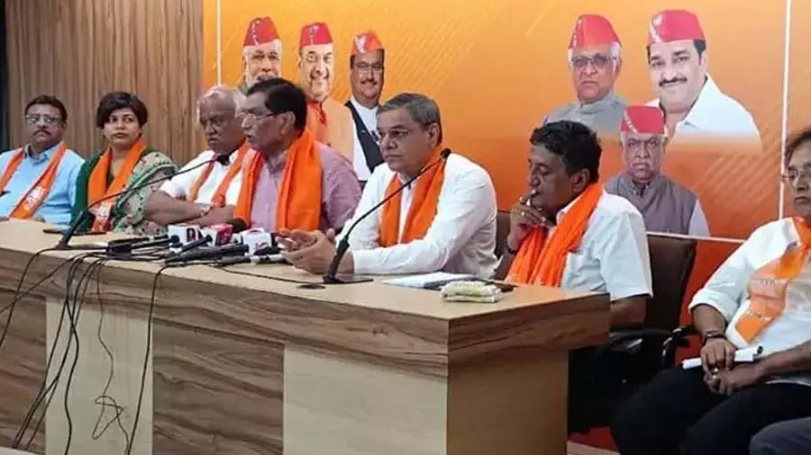 અમદાવાદનું નામ બદલવાના મુદ્દે ભાજપ પાણીમાં બેસી ગયું, કર્ણાવતી નામ થશે તો આ…