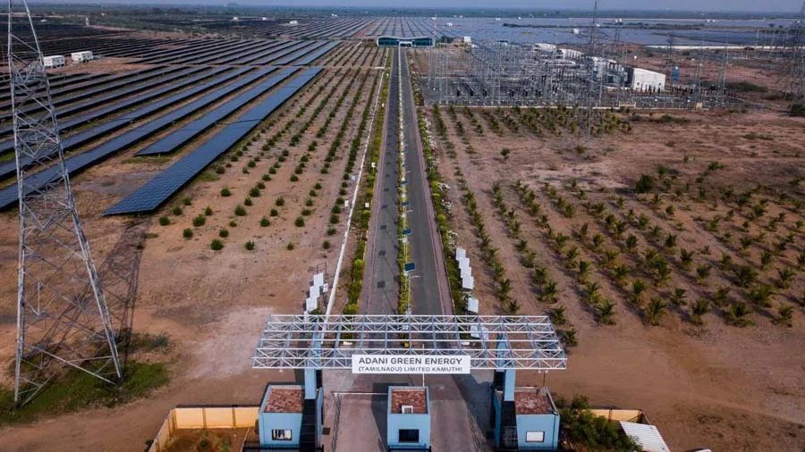 અદાણી ગ્રીન એશિયામાં પ્રથમ રેન્ક, વિશ્વની ટોચ 10 રિન્યુએબલ એનર્જી કંપનીમાં સામેલ