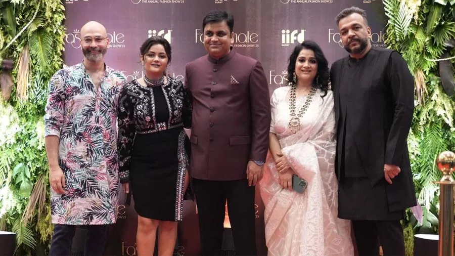 IIFDના 160થી વધુ વિદ્યાર્થીઓએ ડિઝાઈન કરેલા વસ્ત્રોનું પ્રદર્શન કરાયું