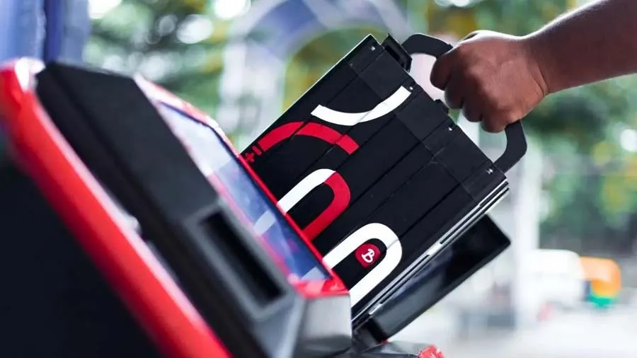 બેટરી સ્વેપિંગ પોલિસીથી ચાર્જિંગની ઝંઝટનો અંત લાવશે અને EV સસ્તા થઈ શકે છે