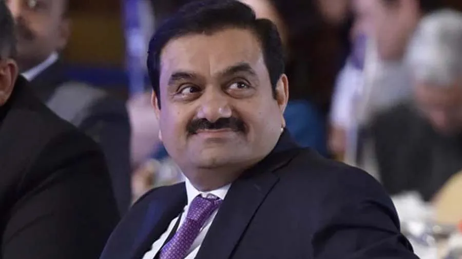 અદાણી ગ્રુપના શેરોમાં ભૂકંપ, 1 કલાકમાં 52000 કરોડ રૂપિયાનું ધોવાયા, જાણો કારણ