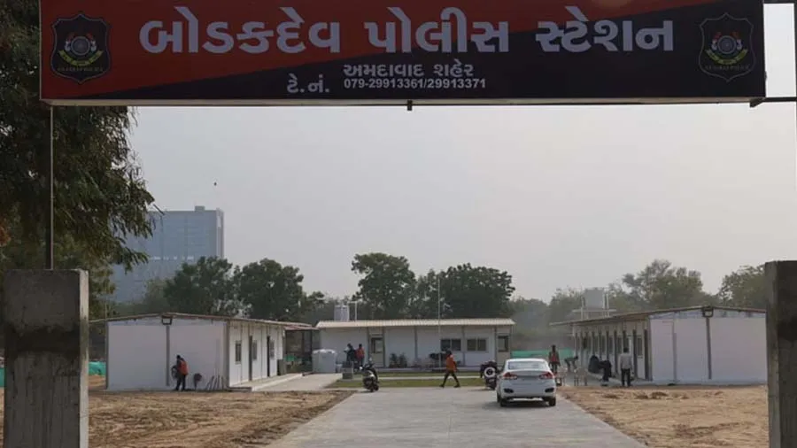 મંતરી આપવાના બહાને નાગાબાવાએ નજર ચૂકવી સોનાની વિંટીની જગ્યાએ રુદ્રાક્ષ આપી દીધા