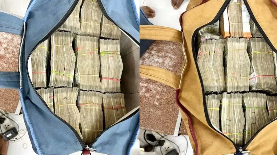 કારની સીટનું કવર ફાડ્યું તો IT અધિકારીઓને 12 કિલો સોનું મળ્યુ,1500 કરોડના..