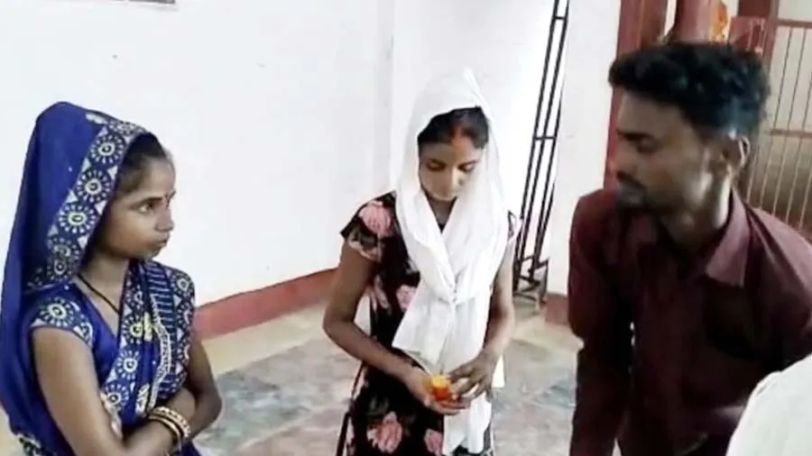 સાળી-બનેવીના લગ્નઃપત્નીએ પતિના નાની બહેન સાથે કરાવ્યા લગ્ન,હવે ત્રણેય સાથે રહેશે