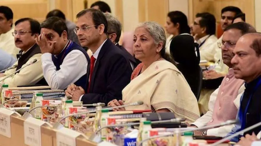 GST કાઉન્સિલનો નિર્ણય, ઓનલાઇન ગેમિંગ પર 28%, આ દવા પર ઝીરો ટેક્સ અને કાર...