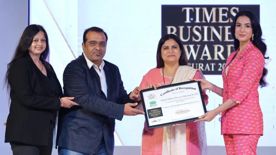 ગ્લોબલ કોલાયન્સ સુરતમાં ટાઇમ્સ બિઝનેસ એવોર્ડ 2023થી સન્માનિત