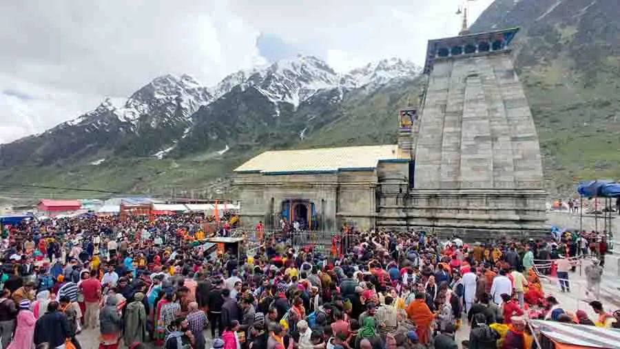 કેદારનાથ મંદિરે જતા પહેલા વાંચી લો આ જરૂરી સમાચાર, આ વસ્તુઓ પર લાગ્યો પ્રતિબંધ