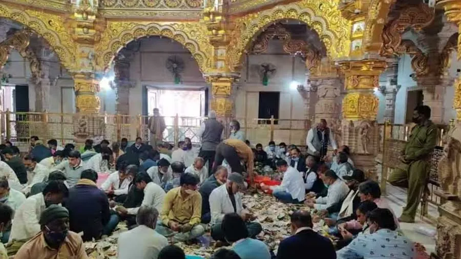 શ્રી સાંવલિયા સેઠનો ભંડાર ખુલ્યો, 5 કરોડથી વધારે દાન નીકળ્યું, હાલ ગણતરી ચાલુ