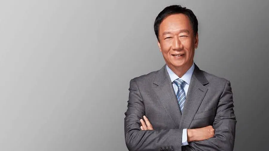 શું Foxconnn હવે ગુજરાતમાં રોકાણ નહીં કરે? કર્ણાટક બાદ આ રાજ્યના CMને મળ્યા CEO